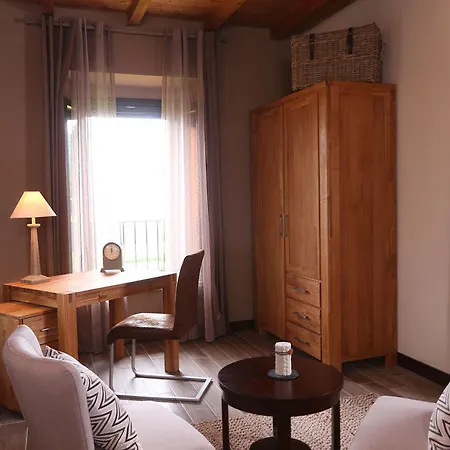 Hotel Equirelais Lomnago