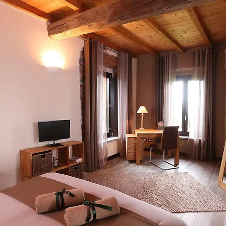 Equirelais 3* Lomnago