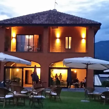 Ξενοδοχείο Equirelais 3*