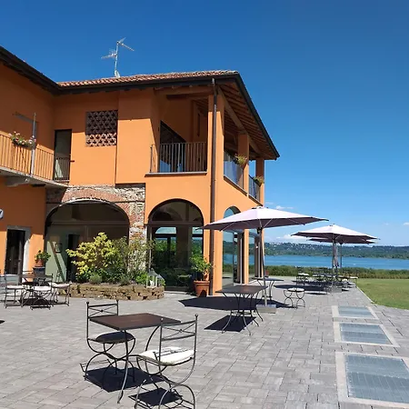 Equirelais Ξενοδοχείο