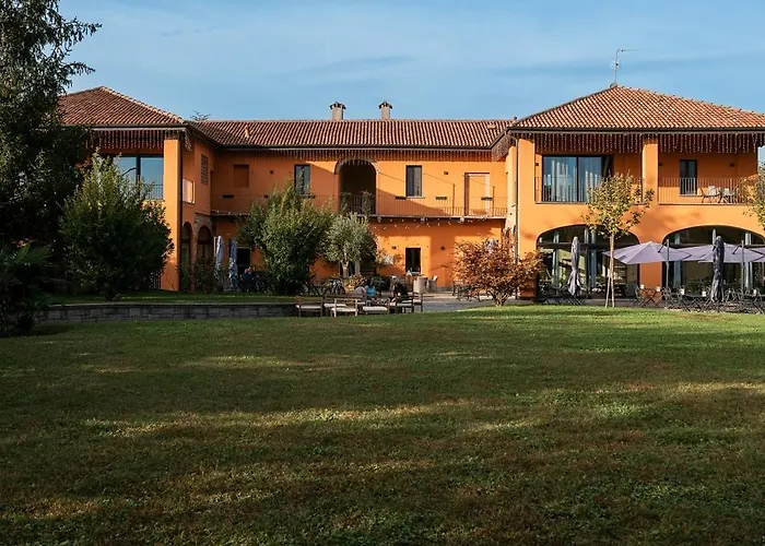 Equirelais Lomnago