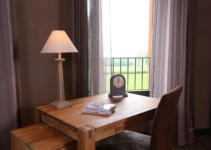 Hotel Equirelais Lomnago